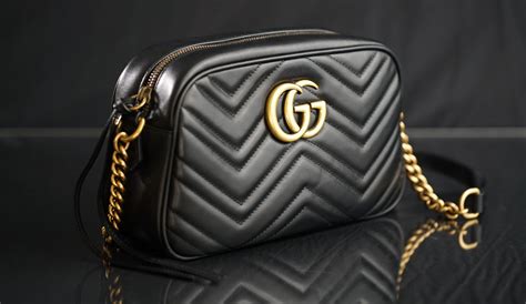 how to tell if a gucci bag is real|identify vintage gucci bags.